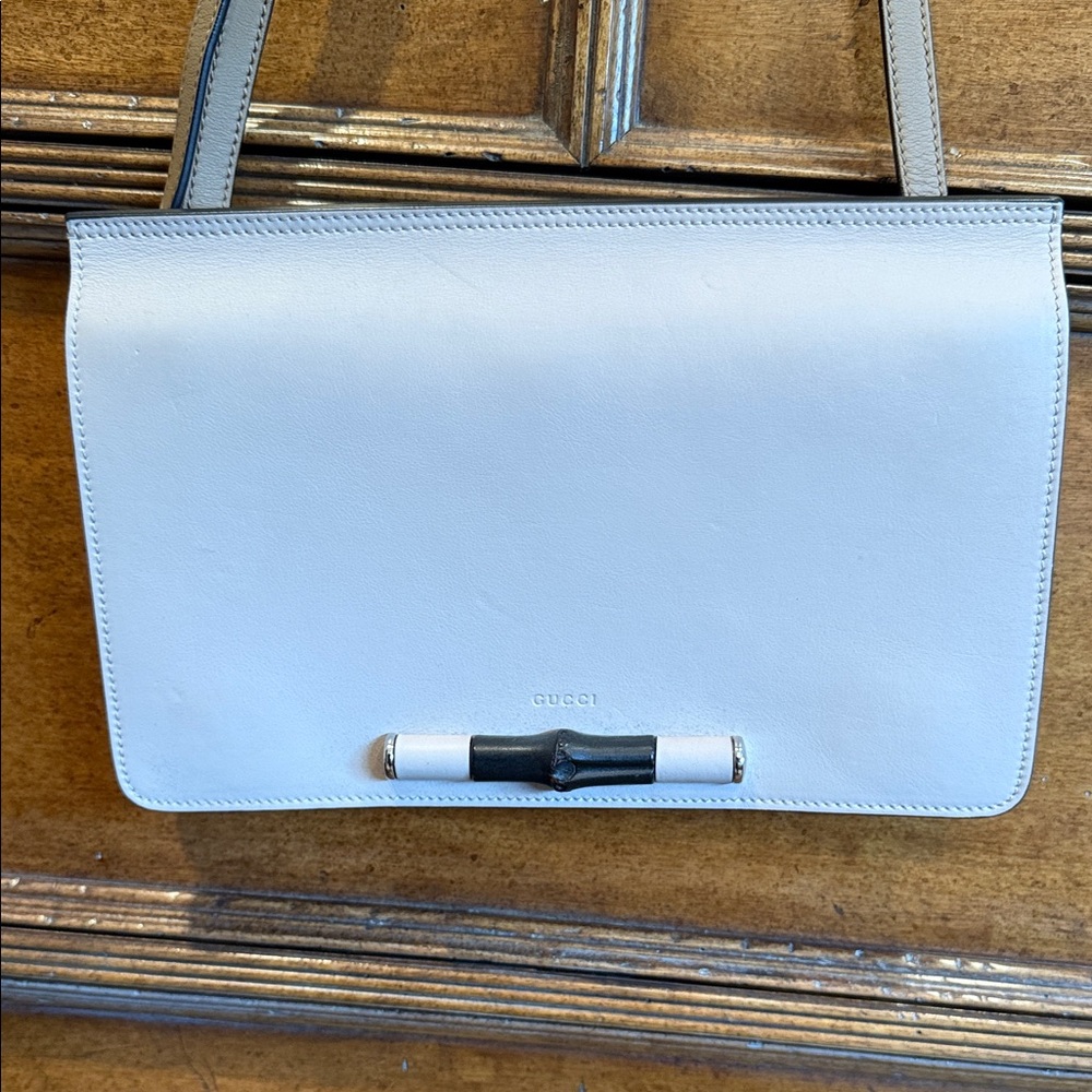 Gucci White and Black Leather Shoulder Bag
